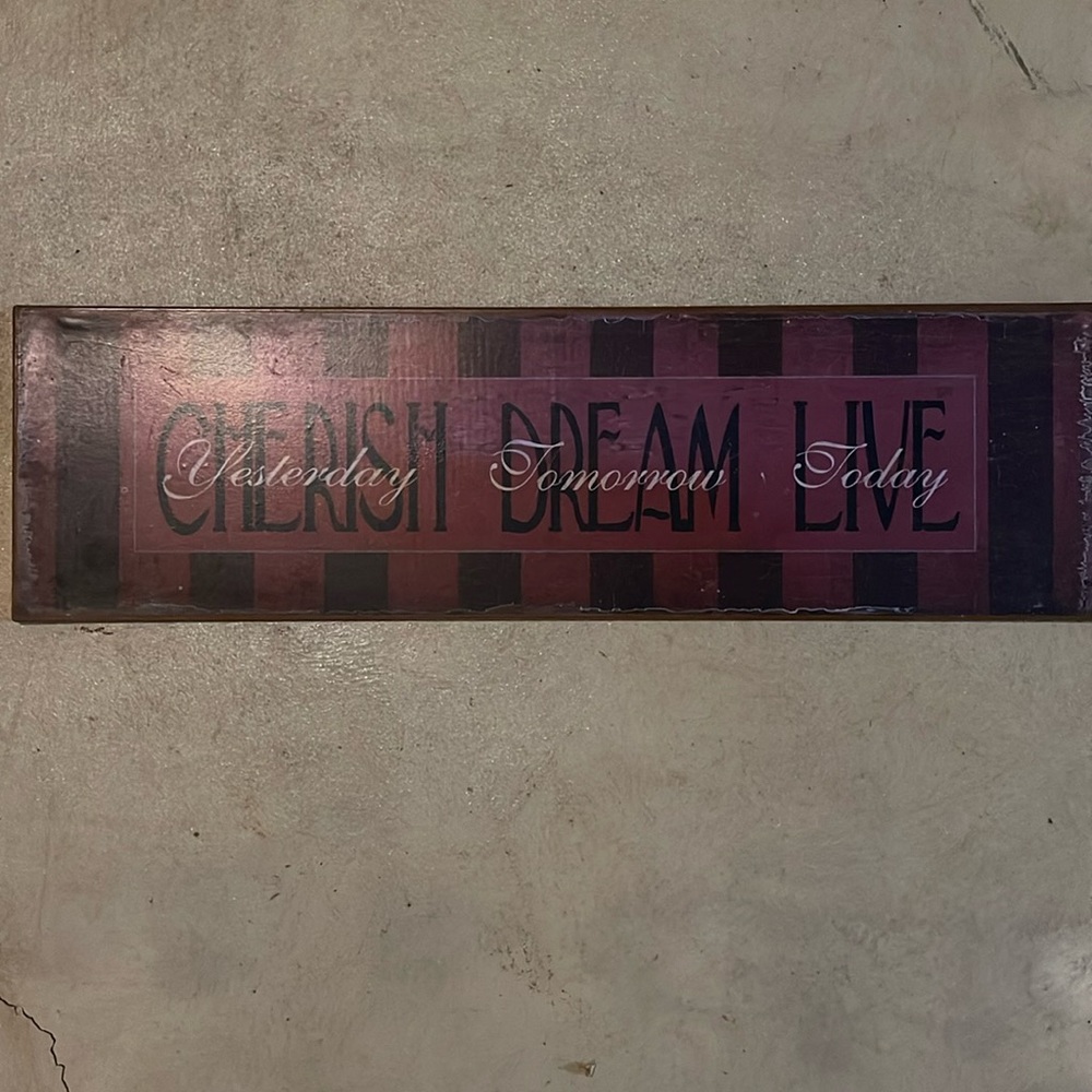 Wall decor